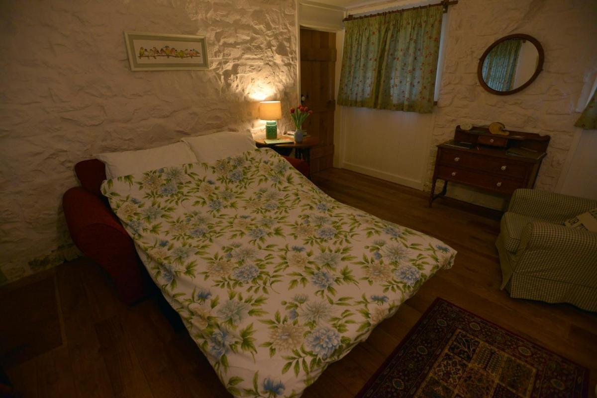 Dandelion Cottage, Амрот Екстер'єр фото